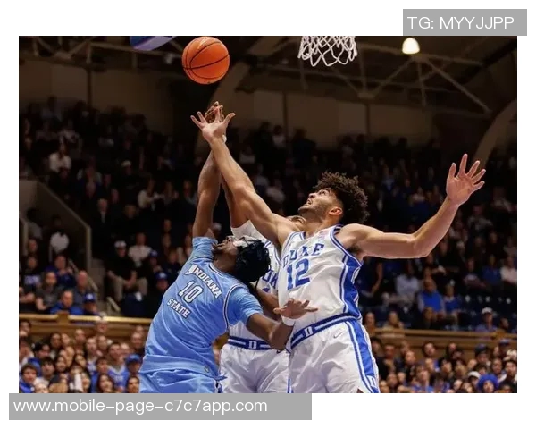 杜克队史三人单赛季多次35分布泽尔雷迪克成就辉煌